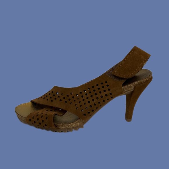 Pedro Garcia Womens Perforated Suede High Heel Sandals Size 5.5 Brown - Picture 2 of 4